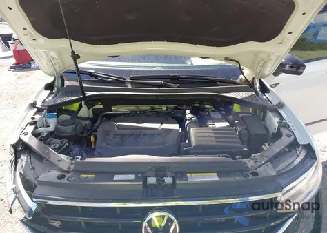 2024 Volkswagen Tiguan 2.0T Se R-Line Black from USA, damaged, VIN 3VVCB7AX7RM038218